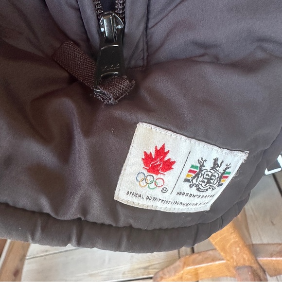Hudson’s Bay Company Team Canada Jacket - Picture 6 of 8